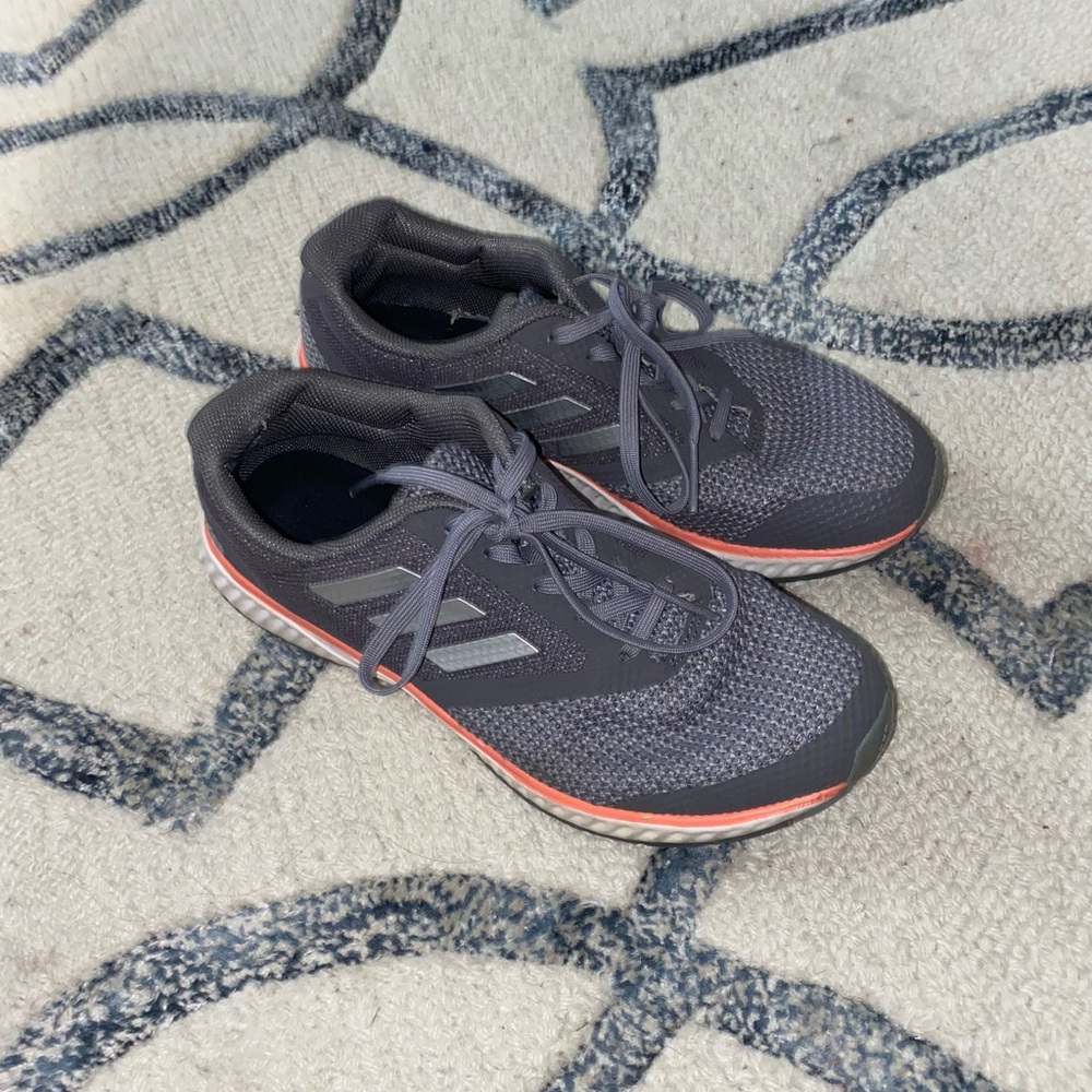 Adidas Tennis Shoes